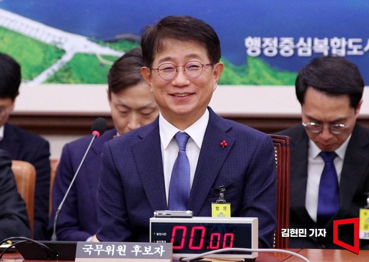 [포토] 미소 짓는 박상우 국토장관 후보자