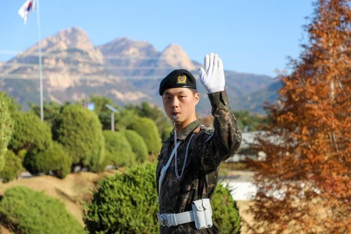 휴가 중 화재 진압에 앞장서 귀감이 된 육군56보병사단 군사경찰대 신석희 일병. [사진제공=육군56보병사단]