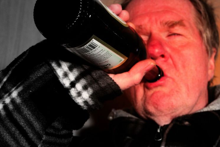 술만 먹으면 얼굴 벌게지는 남성, 호르몬 결핍위험 무려 4배
