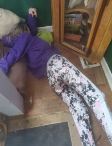 근육 전부 굳고 치료법도 없다…셀린 디옹도 앓는 이 병