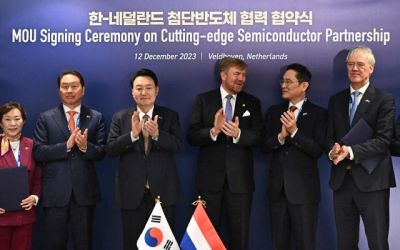 '한 대당 3900억'…삼성도 줄선 ASML 최신 노광장비 첫 등판