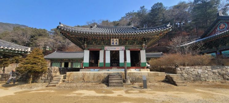 '울주 천전리 각석' 이름 바꾸고 세계유산 도전