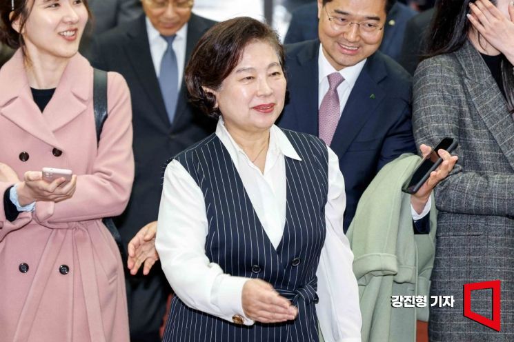[Photo] Hyun Jeong-eun, Chairwoman of Hyundai Group, Attends New Year's Meeting of Business Community