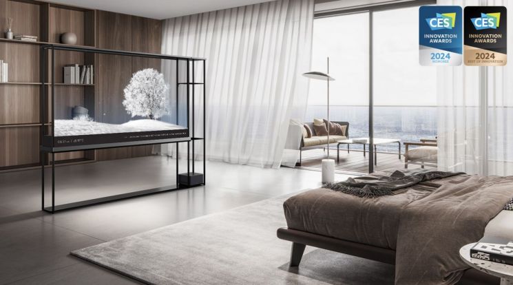 'TV Off, Transparent Glass'... LG Electronics Unveils First Transparent OLED TV at CES