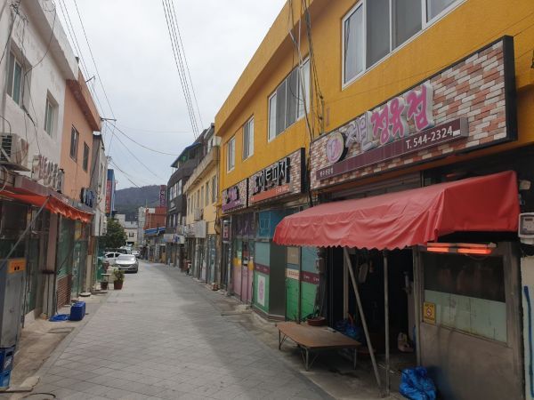 D램 감산 폭 줄인다…반도체 훈풍부나 [3분 브리프]