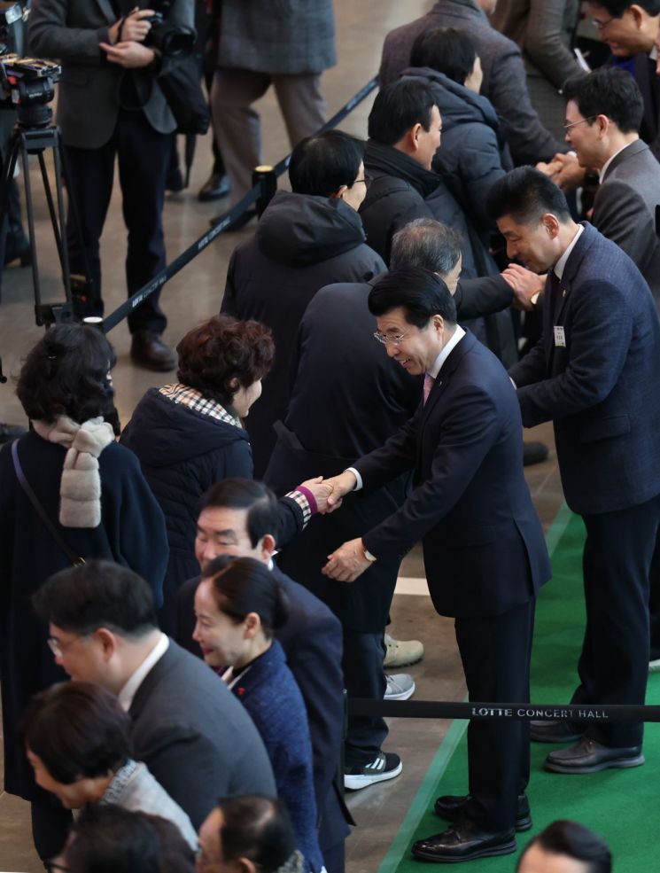 서강석 송파구청장 "송파대로 명품화 사업 성과 내겠다"