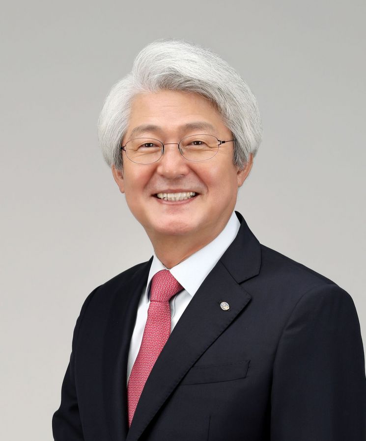 김태오 DGB금융지주 회장 용퇴…  “새 리더십 필요”