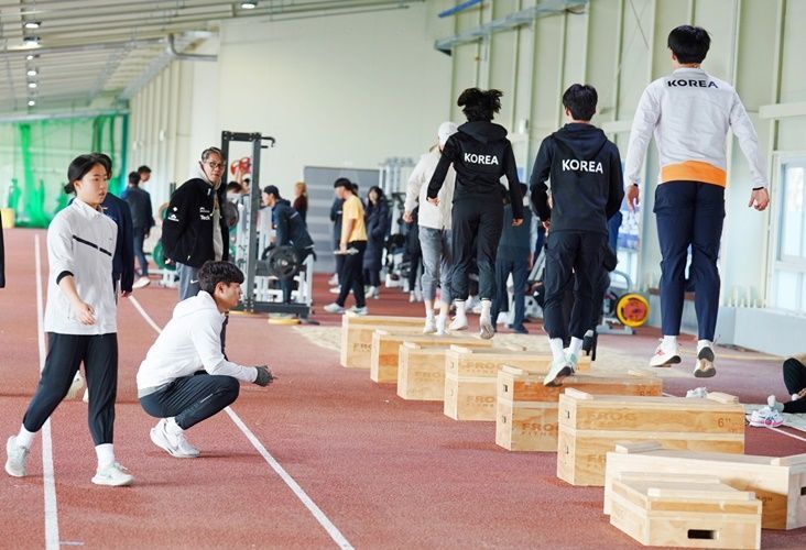해남 우슬체육관에서 선수들이 동계 훈련을 하고 있다 [사진제공=해남군]