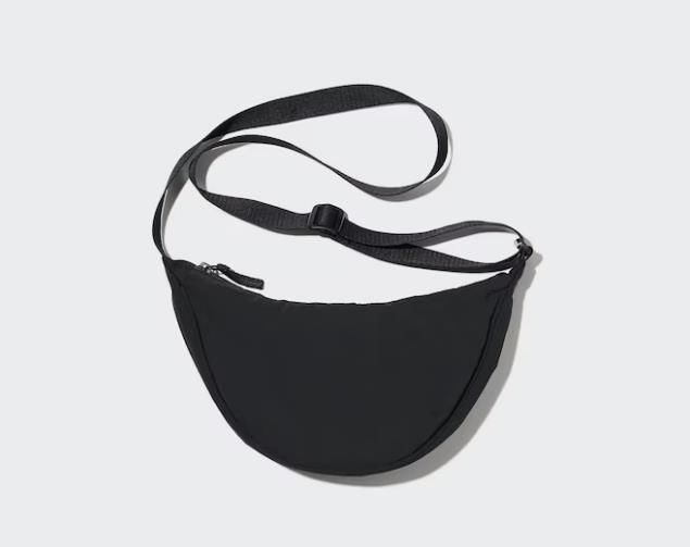 유니클로 '라운드 미니 숄더백'. [이미지출처=유니클로 홈페이지·연합뉴스]