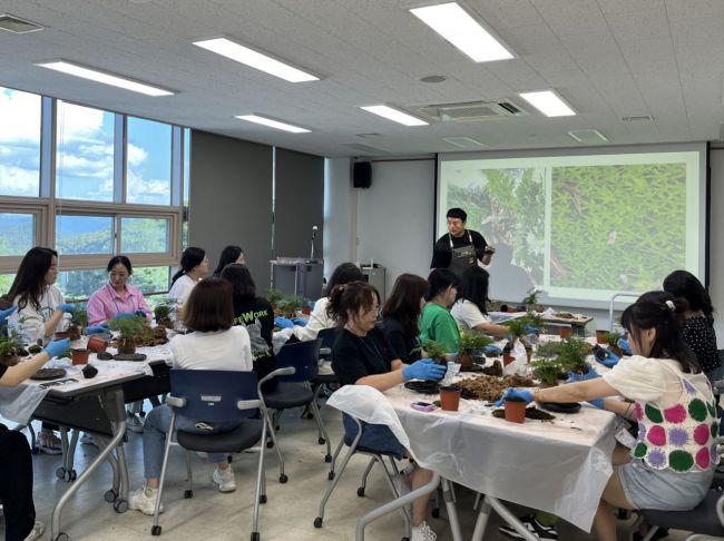 순창군이 치유체험 명소 쉴랜드가 군 대표 핫플레이스로 떠오르고 있다.[사진제공=순창군]