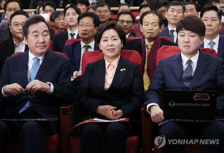 [마감후]바꾸고 떼고 붙이고…당명 풍자·패러디의 이유