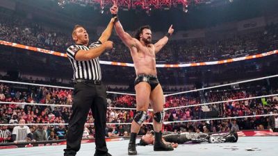 WWE 창업자 몰락하나…빈스 맥마흔 또다시 성추문 피소