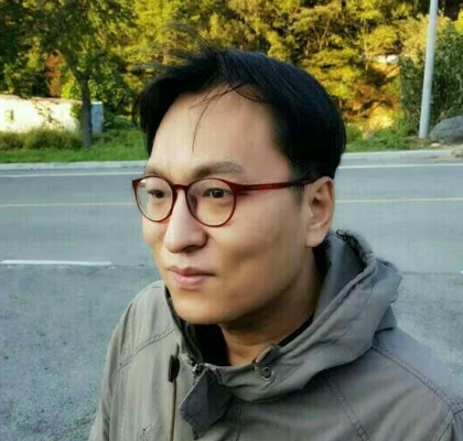 박진성 시인. [사진=박진성 페이스북 갈무리]