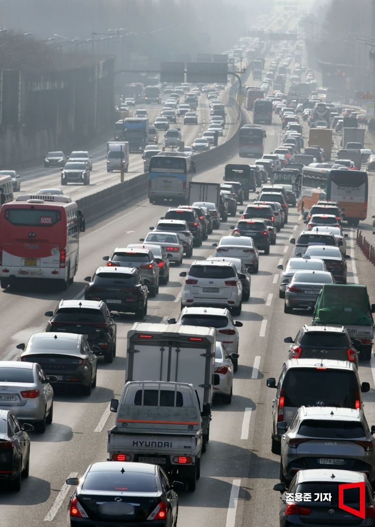 2030년까지 고속도로 모든 휴게소에 주차 빈공간 안내 표출 