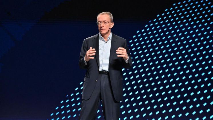 인텔이 불붙인 반도체 선폭 소수점 경쟁…"2027년 1.4나노 양산"