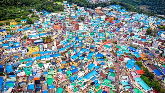 부산광역시 사하구 감천문화마을 전경. [사진제공 = 부산관광공사]