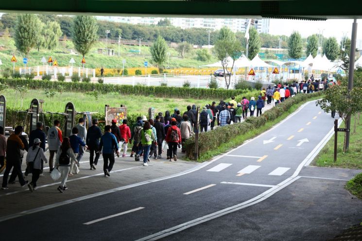 구로구 '안양천사랑 가족건강 걷기' ‘구로 탄소 제로(ZERO) 걷기’ 이름 변경