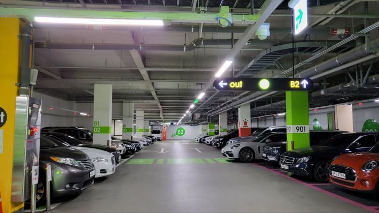 28일 찾은 서울 강남구 개포동 ‘개포더샵트리에’ 지하 1층 주차장. 사진=권현지 기자