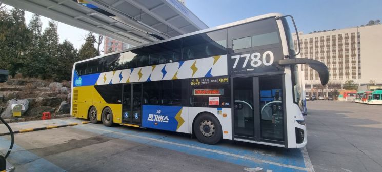 Gyeonggi-do to Introduce 50 Double-Decker Buses on 16 Routes This Year