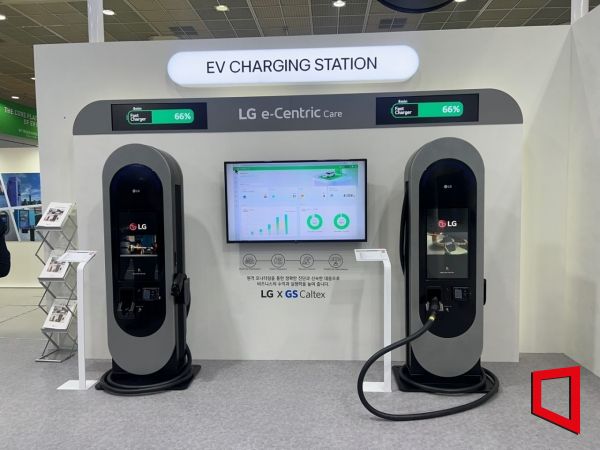 [르포]"문제는 가격?"…LG전자 EV 충전기 직접 살펴보니