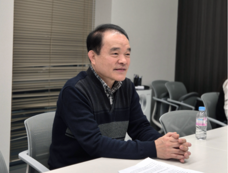 노영욱 구구스 시계 센터장이 지난 6일 진행된 아시아경제와의 인터뷰에서 질문에 답을 하고 있다. [사진제공=구구스]