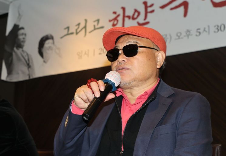 마라톤 같이 뛰고 총선 지원유세 인연…김흥국, 나경원 경선캠프 합류