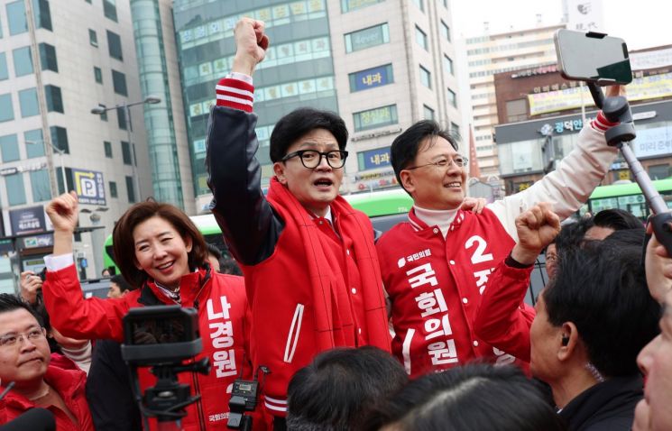 수도권 위기론 속 한강벨트 공략나선 한동훈