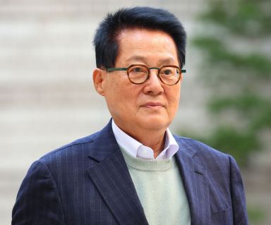 '김여사 문자' 논란 확산…박지원 "국정농단 번질 수도"