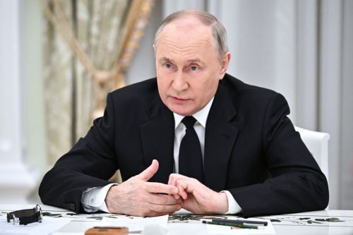푸틴 대통령, 북-러 포괄적 전략 동반자 협정 체결 지시