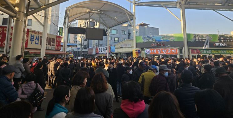 [총선격전지](17)"초선이 뭔 힘 있겠노" VS "그래도 경산은 국민의힘"