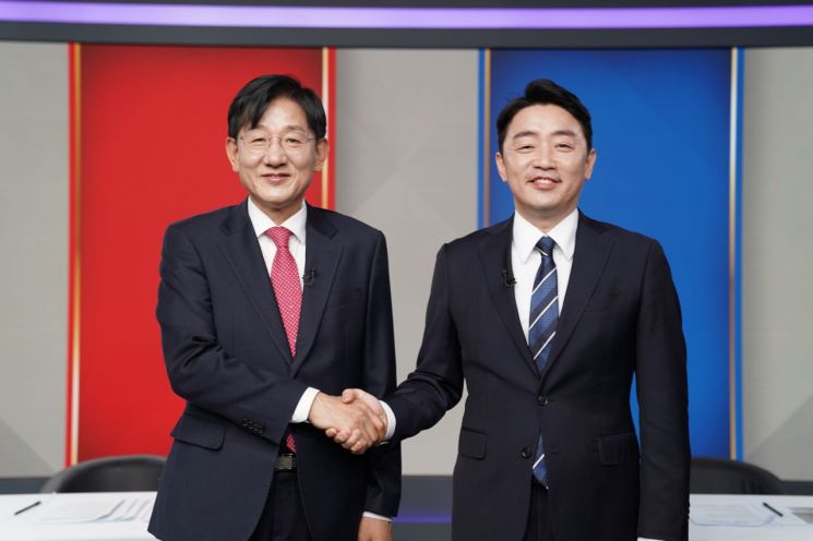 민주당 강훈식, 국민의힘 전만권 후보 ‘민식이법’ 충돌