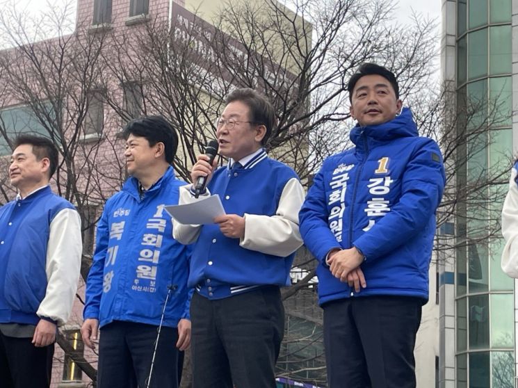 이재명·김부겸 천안·아산서 쌍끌이 지원 유세