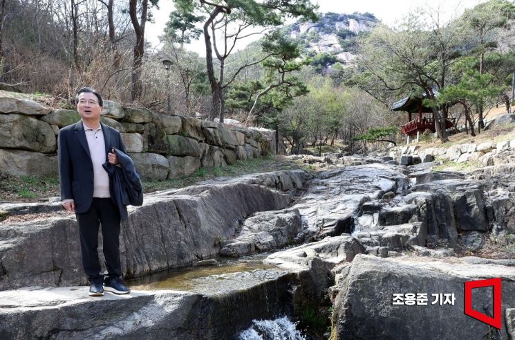 2024년 봄 아시아경제와 인터뷰하고 있는 김용범 대통령실 정책 실장. 사진=조용준 기자 jun21@