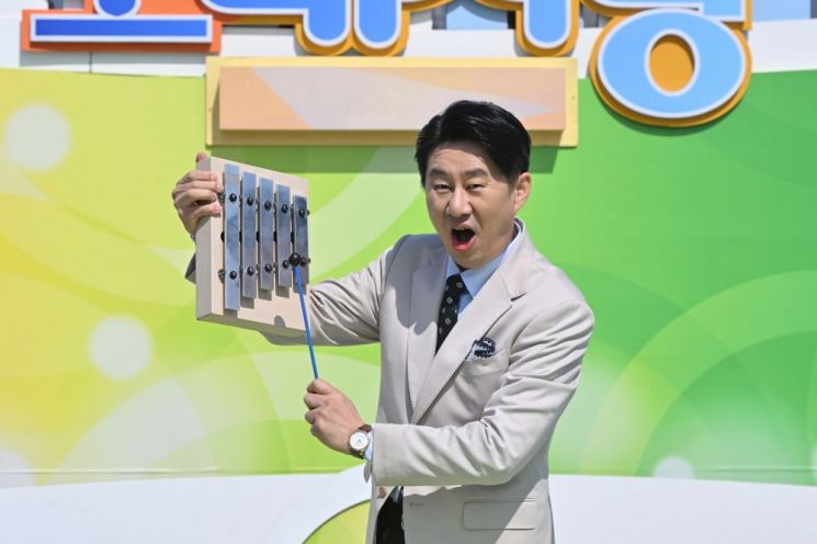 KBS 장수 음악 프로그램 '전국노래자랑'의 새로운 진행자 남희석이 오는 31일 방송을 통해 시청자들을 만난다. [이미지제공=KBS] [이미지출처=연합뉴스]