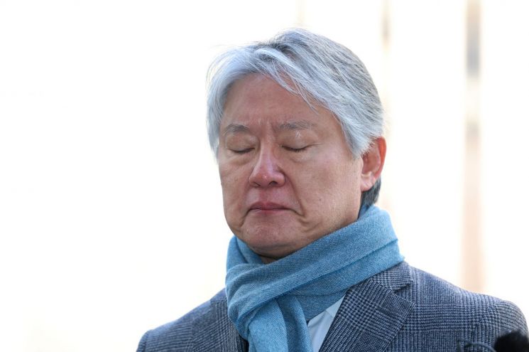 의협 전 회장 "두바이서 '드림팀' 러브콜…같이 갈 의사 찾습니다"