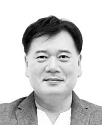 [논단]생태계 경제, 선택이 아니라 생존 전략이다