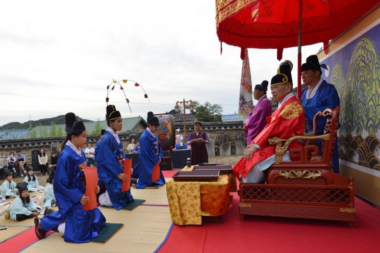 연기향교, 사람과 문화를 잇다