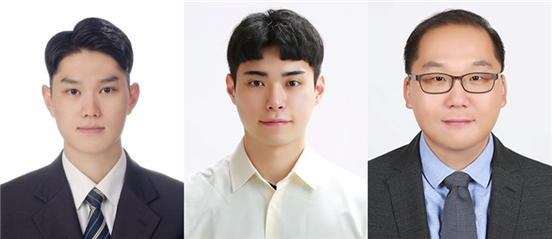 조웅비 석·박사통합과정생(왼쪽부터), 김성수 석·박사통합과정생, 위정재 유기나노공학과 교수. [사진제공=한양대]
