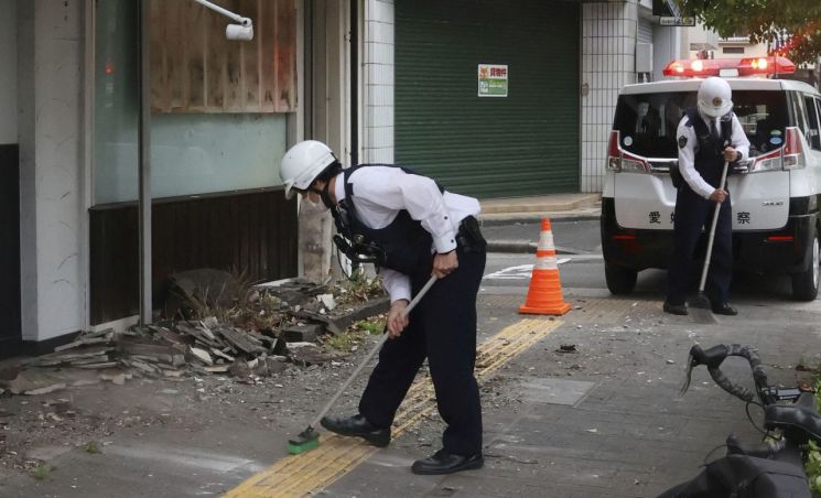 "규모 8~9 대지진 발생 확률 80%"…日 휩쓴 난카이 트로프 대지진 공포