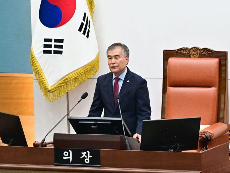 김현기 서울시의회 의장“민의 수렴하는 민생의회 되도록 최선”