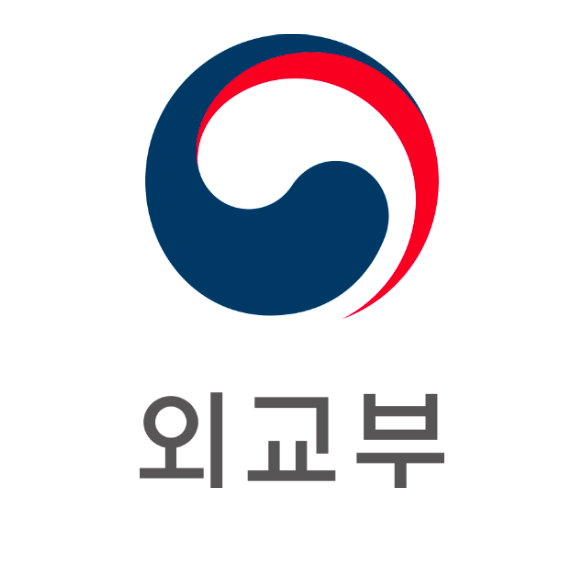 정부, 日 '왜곡 교과서' 검정 통과에 "유감…즉각 시정 촉구"