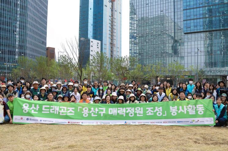 [용산의 미래]'재정착'부터 '첫 사옥'까지…기업들 모여드는 용산