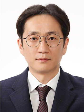 박신욱 경상국립대 법학과 교수 [사진제공=경상국립대]