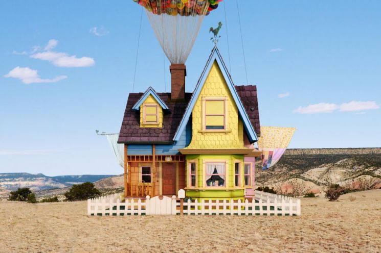 에어비앤비가 실제로 제작한 디즈니 픽사 애니메이션 '업(Up)' 속의 풍선 집[사진출처=에어비앤비(Airbnb) 제공, 연합뉴스]
