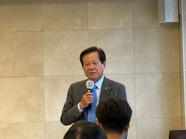 알뜰폰협회장 "정부 개입 없는 도매제공 의무 상설화 무용"