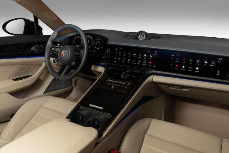 한국車기자협회 5월의 차에 포르셰 신형 파나메라