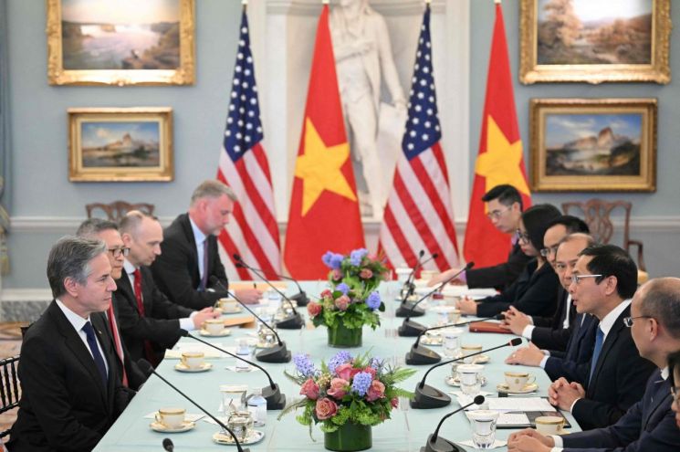 中 견제?…美, 베트남 무역지위 '시장경제'로 격상 검토