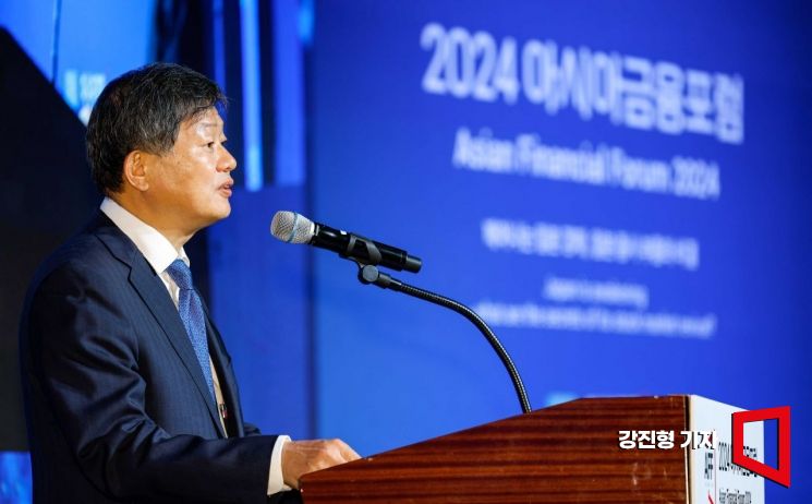 우병현 아시아경제 대표가 9일 서울 중구 조선호텔에서 열린 '2024 아시아금융포럼'에 참석해 개회사 하고 있다. 사진=강진형 기자aymsdream@