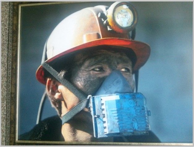 태백시에서 근무하던 한 석탄 광부의 모습. 사진=태백시