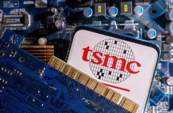 [대만칩통신]TSMC, R&D에 올인…"매출·영업익 줄어도 투자 늘린다"